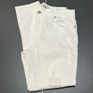EUC Beija Flor White Audrey Ankle high waist Slight distressed patches
